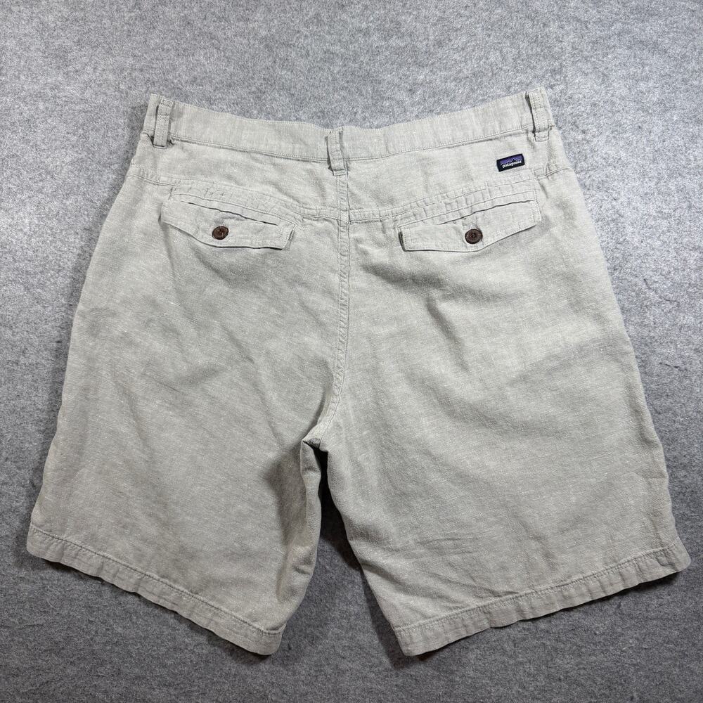 Patagonia Stand Up Shorts Mens 34 Khaki Hemp Flat Front Casual Outdoor Preppy